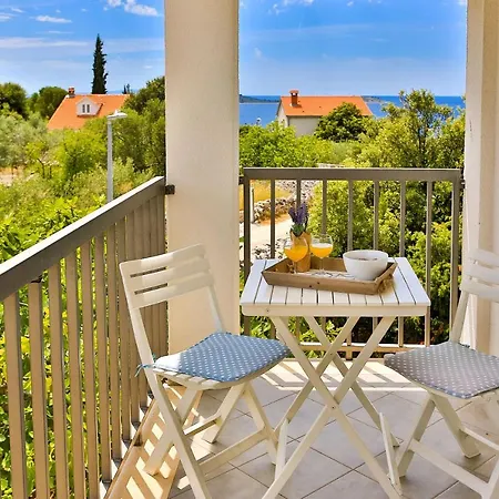 Villa House Nena With Pool Vinisce