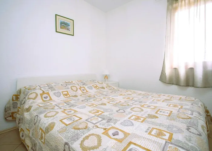 House Nena With Pool Вилла Винишче